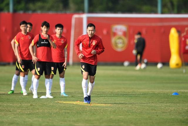 里皮评价中国足球的三句话_里皮如何评价郑智_里皮评价中国男子足球