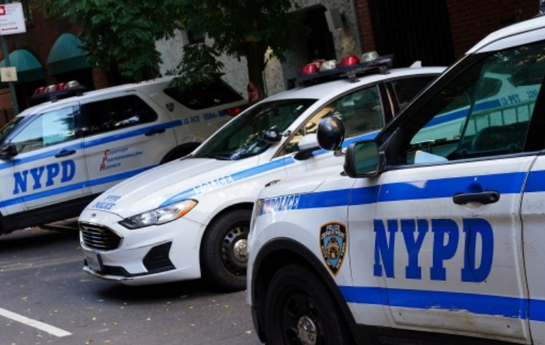 据美国《纽约邮报》20日消息,大多数接受调查的纽约警察认为,纽约市的