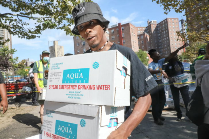 美国纽约住宅区饮用水测出砷含量超标 该市40万人长期遭受多重侵害