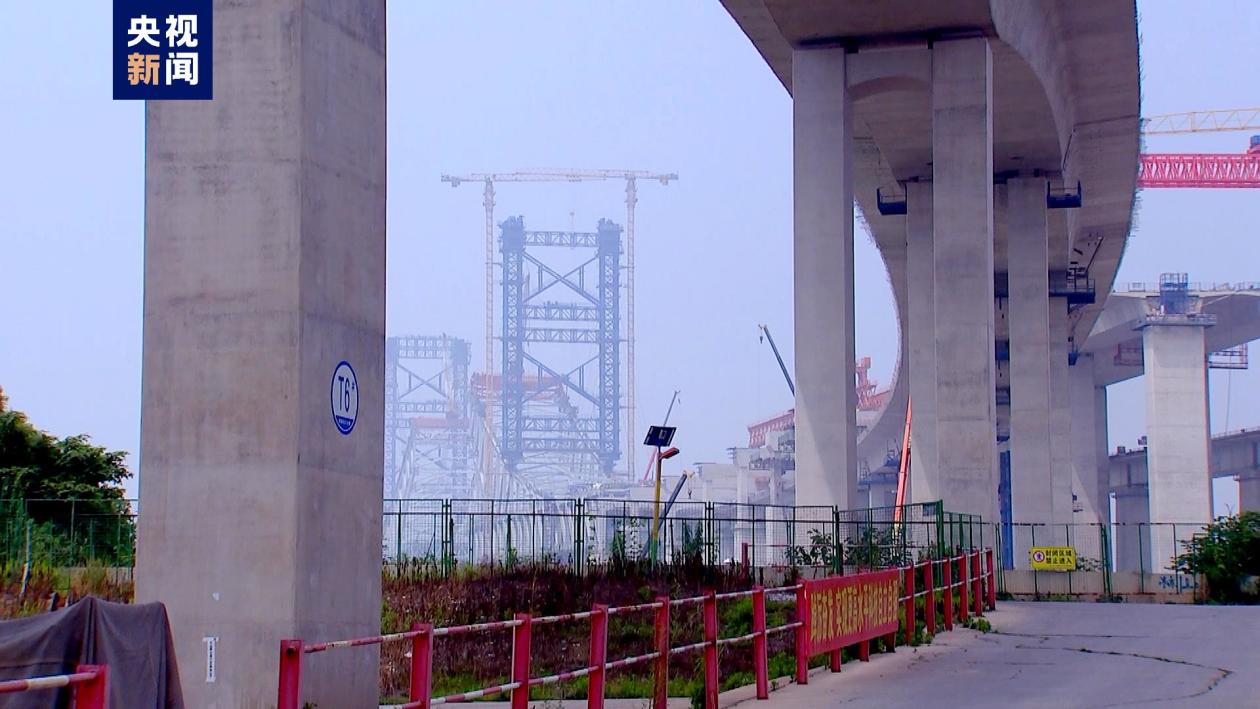 常泰长江大桥泰兴侧普通公路全面贯通