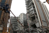 外媒：伊朗一栋10层建筑物倒塌，至少5死27伤