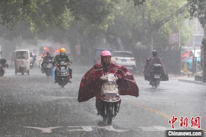 江西本轮降雨集中期结束 仍需加强灾害易发区监测巡查