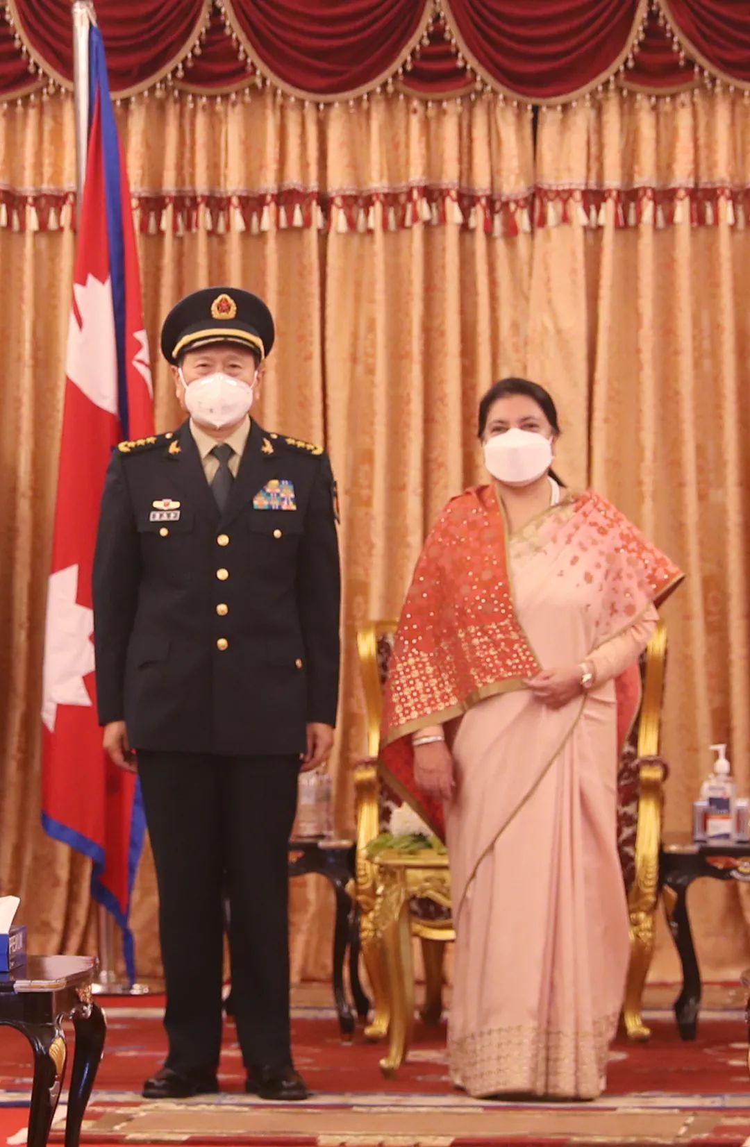 尼泊尔总统,总理会见魏凤和