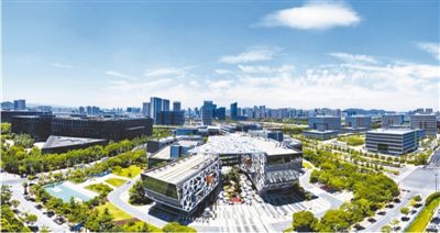 杭州高新区：双轮驱动托起数字经济高地(高新区看创新②)