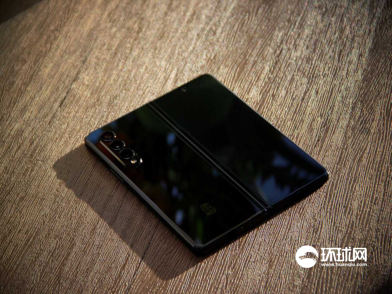 外媒：三星将推出1TB版本的Galaxy Z Fold 4
