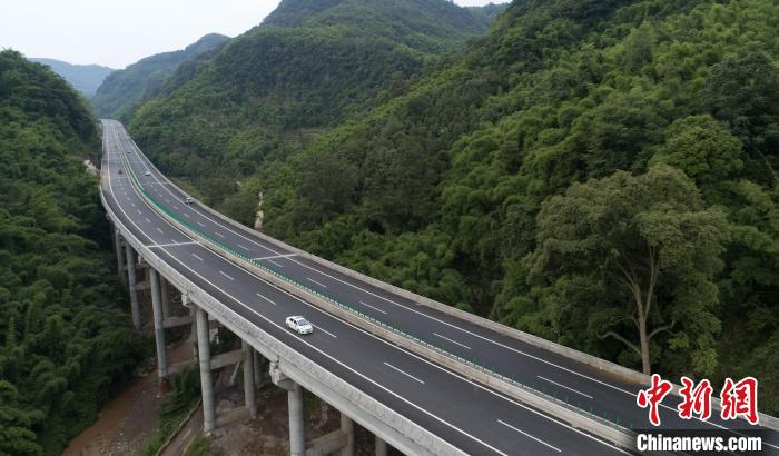 四川峨汉高速峨眉至峨边段将于7月1日试通车