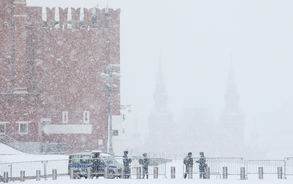 俄罗斯莫斯科迎大雪 整个城市银装素裹