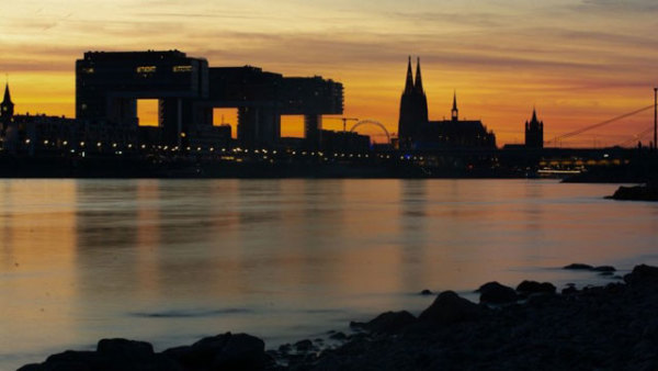 德国科隆节约能源 地标建筑或调低灯光