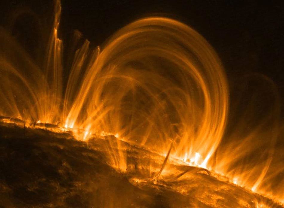 太阳带来的幻觉：日冕环可能不是我们所看到的那样
