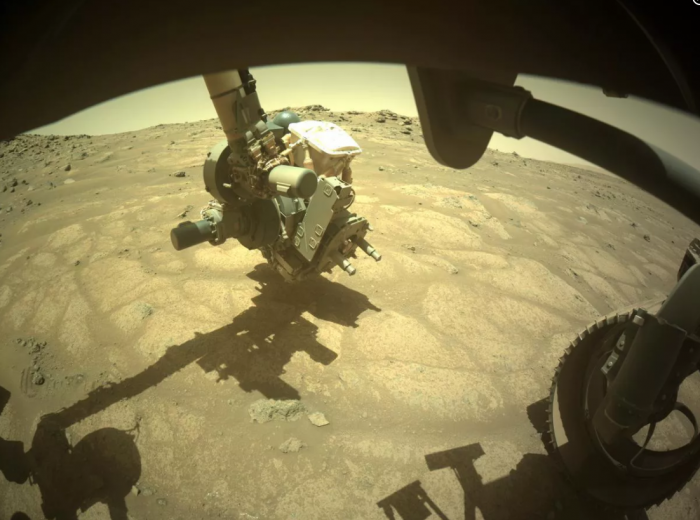 NASA“毅力号”探测器正在调查火星古代湖床的 “花园铺路石”