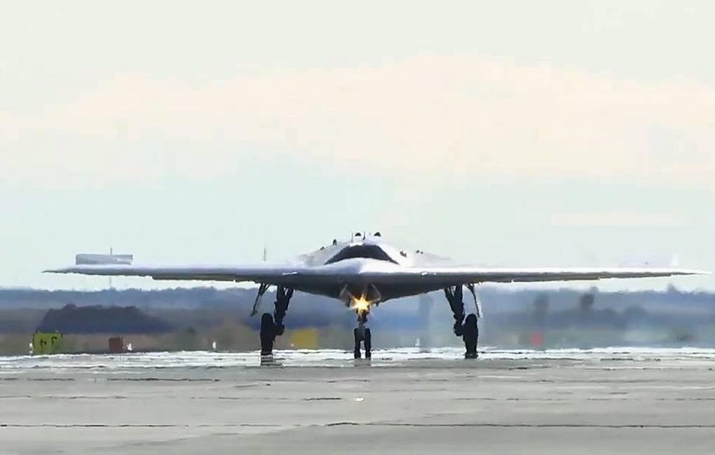 俄媒：俄军将组建“猎人”隐形无人攻击机作战部队
