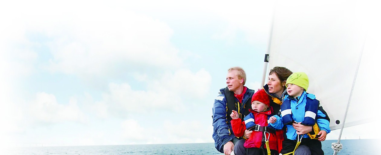 瑞典人玩帆船，从孩提开始航海