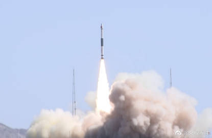 天行一号试验卫星成功发射升空
