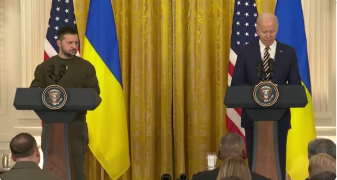 俄媒：当着泽连斯基面，拜登疑把“乌克兰人民”说成“天王星人民”