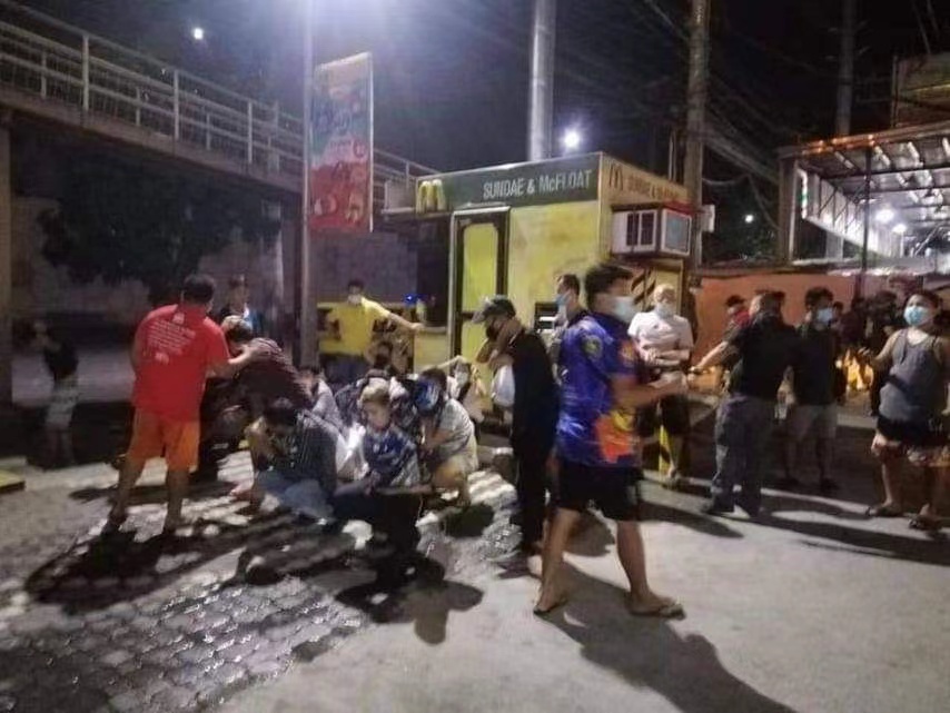菲律宾首都一不明身份人员与警方发生冲突已致2名警察死亡