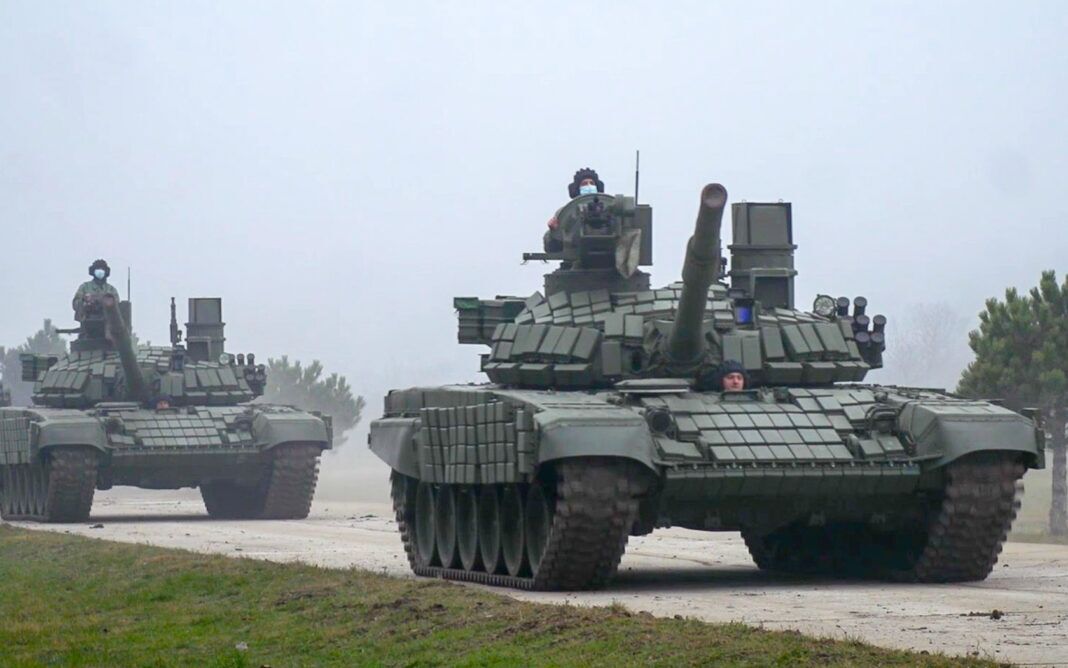 塞尔维亚国防部 从俄获得60辆坦克装甲车辆 其中19辆t 72ms