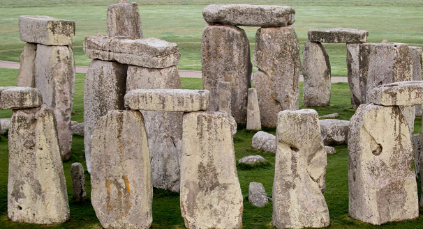 英国巨石阵石料来源之谜被揭开来自距遗迹15英里的韦斯特伍兹