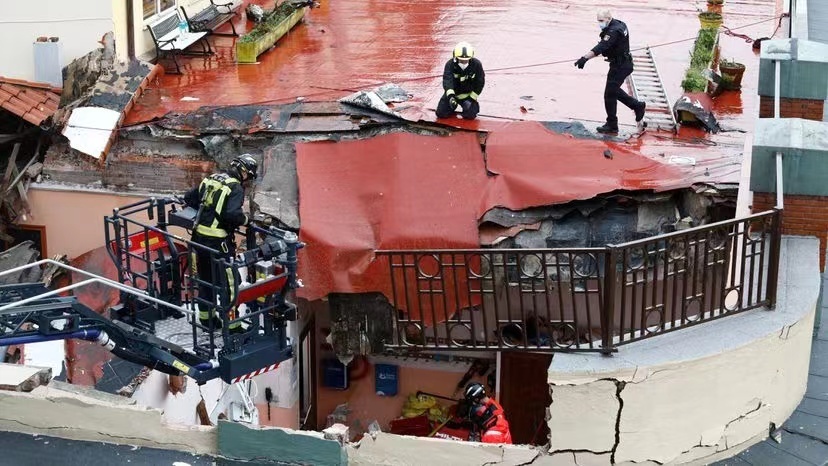 西班牙希洪市校舍屋顶倒塌事故已造成2死2伤