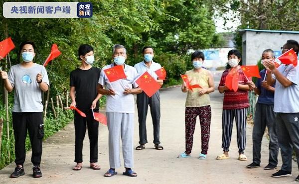 江苏南京首个因疫情封控小区解除封闭 将实施7天过渡期管理