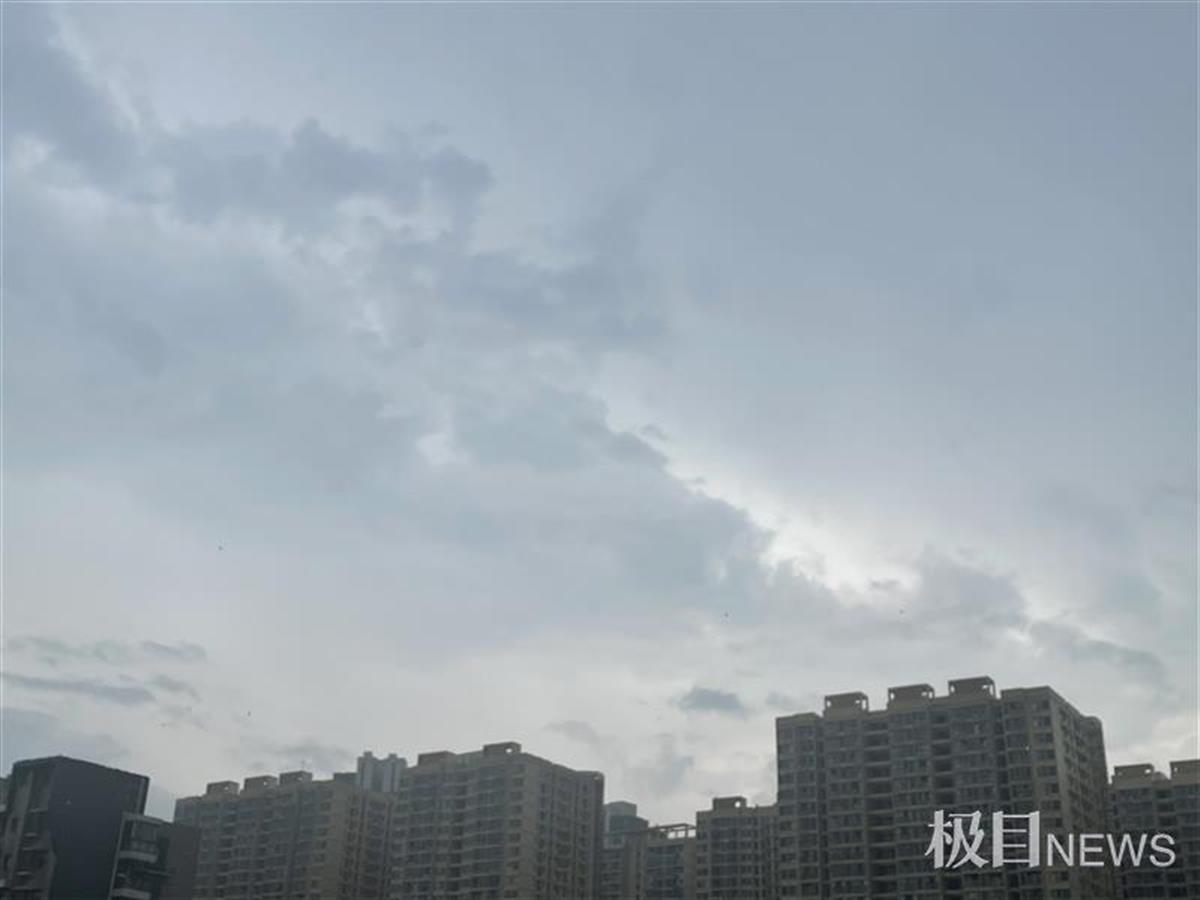 武汉雷暴大风图片