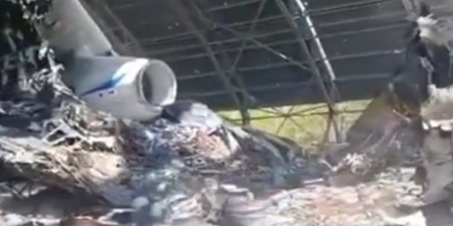 现场视频曝光！世界最大运输机安-225残骸被拖走