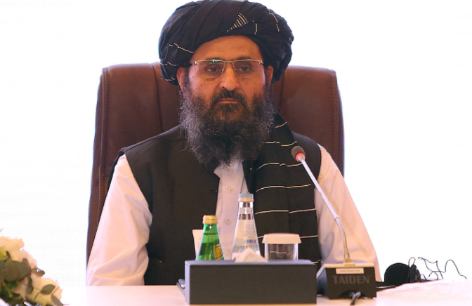 塔利班代理副总理上电视辟谣“死于内讧”传闻：我很健康