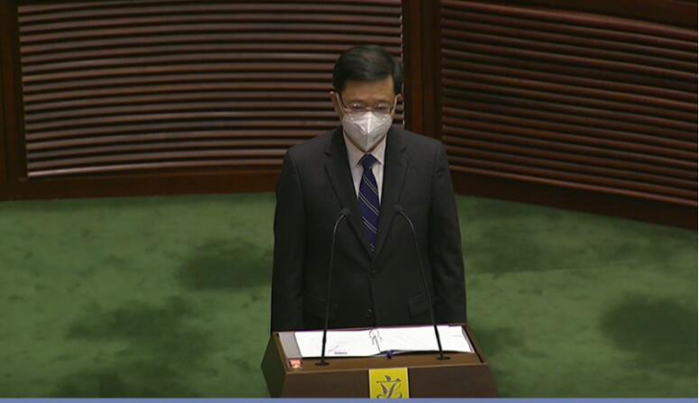 港媒：香港立法會4名當選議員宣誓就任，李家超監誓