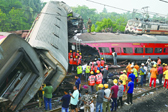 印度铁路发生本世纪伤亡最严重事故，高铁梦受重创