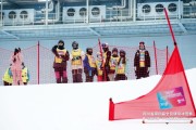 四川省第四届全民健身冰雪季滑雪公开赛融创站顺利开赛