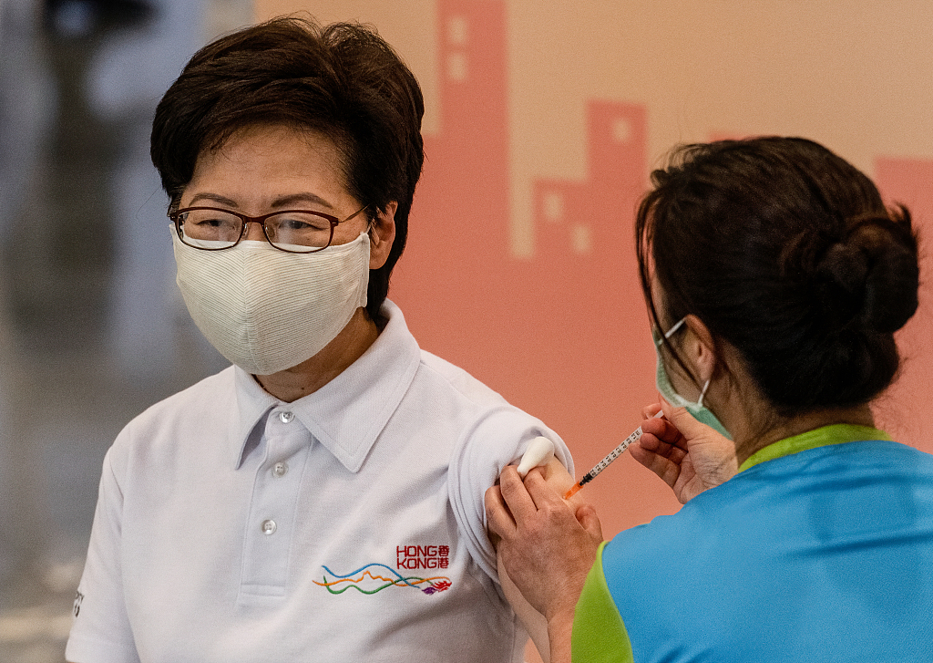 林郑月娥及港府官员今将接种第二剂科兴疫苗