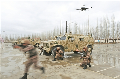 南疆军区某团侦察连紧盯战场之变开展科技革新——无人机有了“前沿塔台”