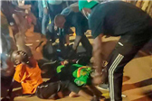 喀麦隆非洲杯赛场踩踏事件致8人死亡