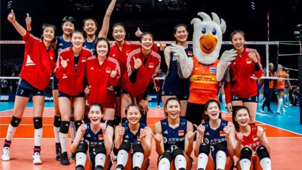 中国女排3-2击败荷兰队