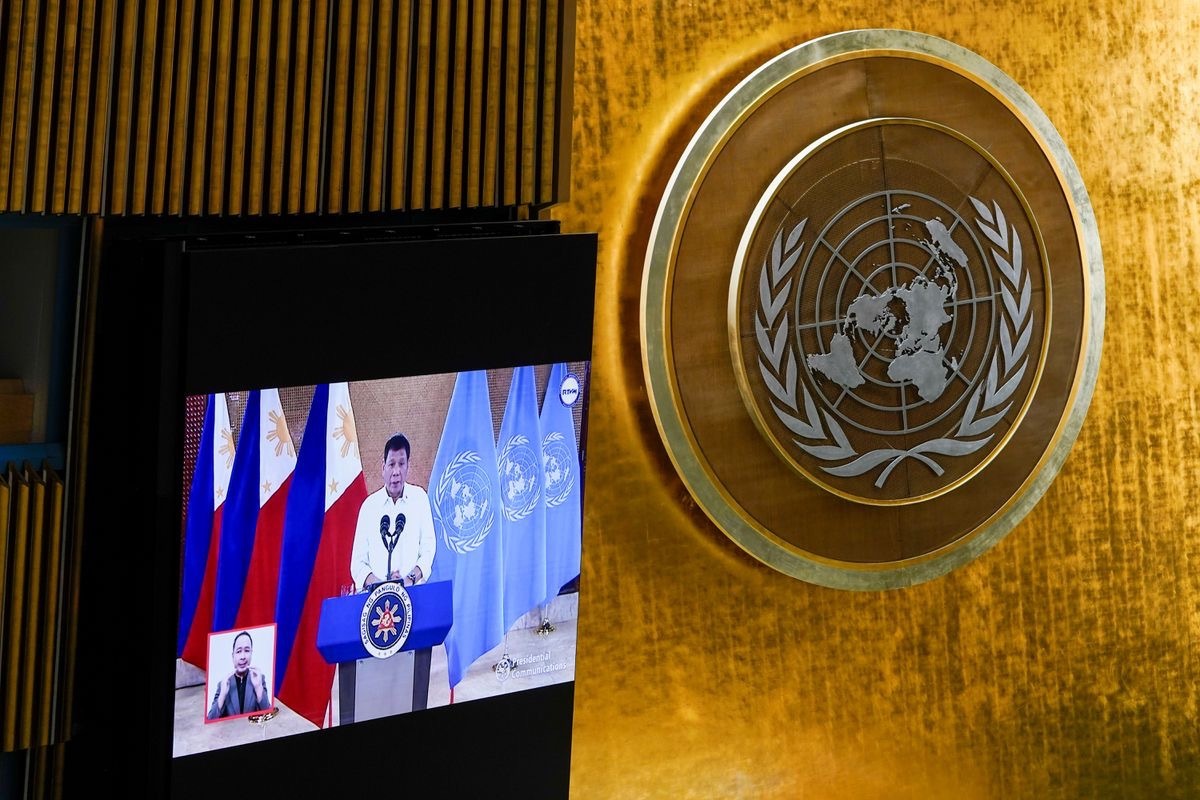 杜特尔特突施冷箭：总统候选人中 有小我私家吸毒|杜尔特菲律宾总统禁毒|菲律宾总统杜特尔特简历