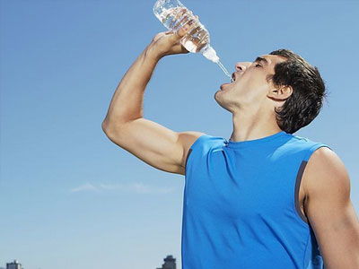 提高运动感表现增强减肥效果 水合平衡你