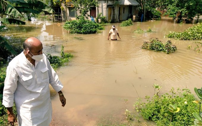 印度奥里萨邦洪灾致17人死亡143万人受灾