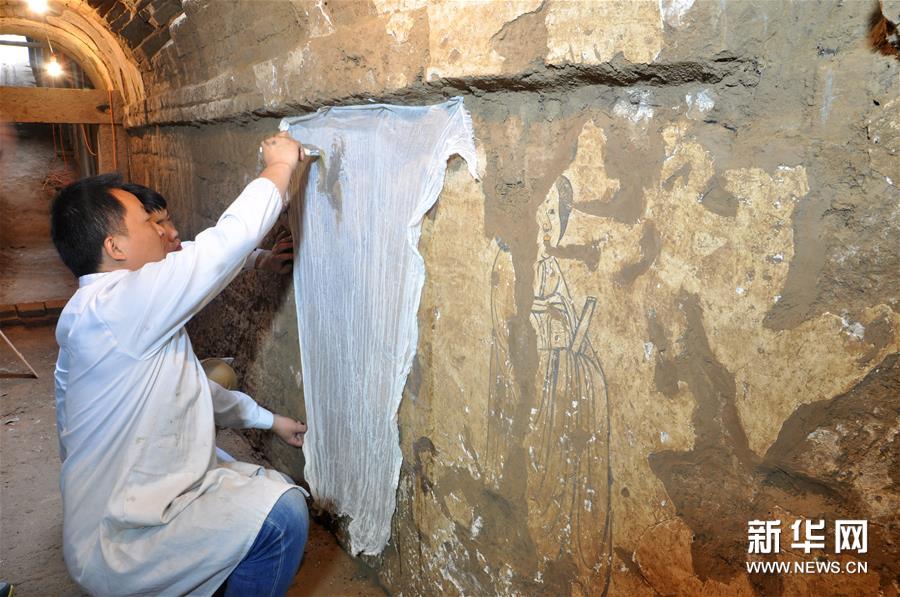 陕西：唐墓壁画的修复与唐代生活景观的重建