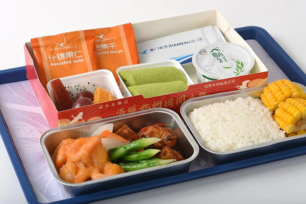 航空公司纷纷恢复机上热食供应，哪家的餐食是你的菜？